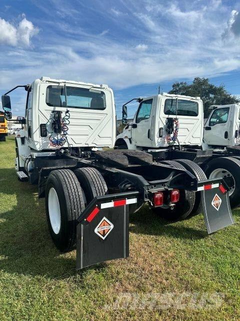 International MV607 Naudoti vilkikai