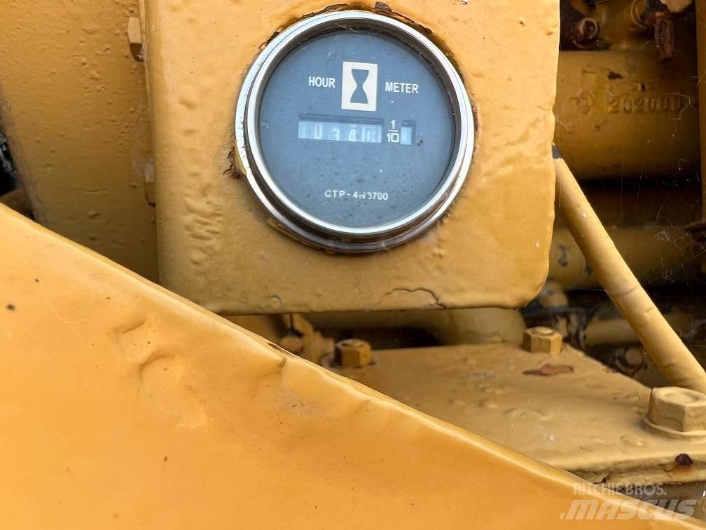 CAT 583H vamzdžių klotuvų buldozeriai