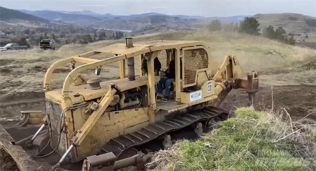 CAT D8H Vikšriniai buldozeriai