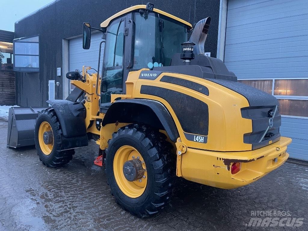 Volvo L45H Naudoti ratiniai krautuvai