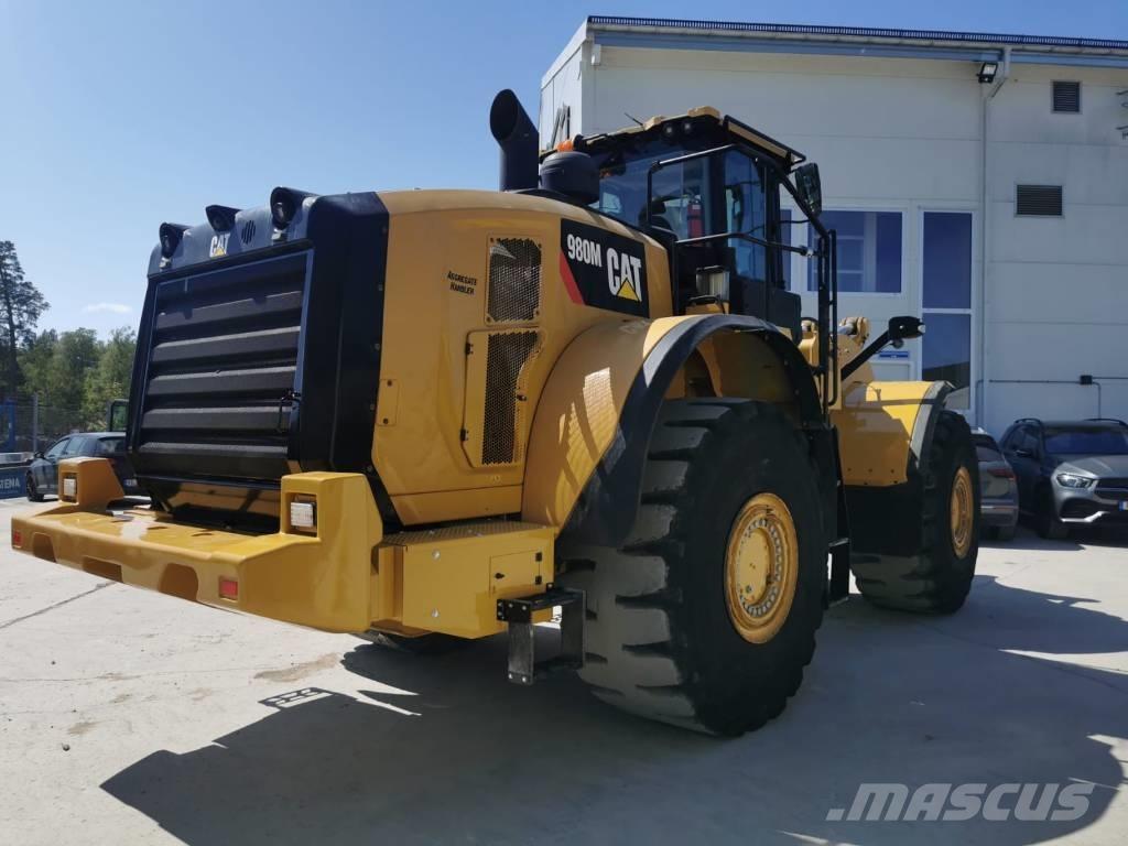 CAT 980M Naudoti ratiniai krautuvai