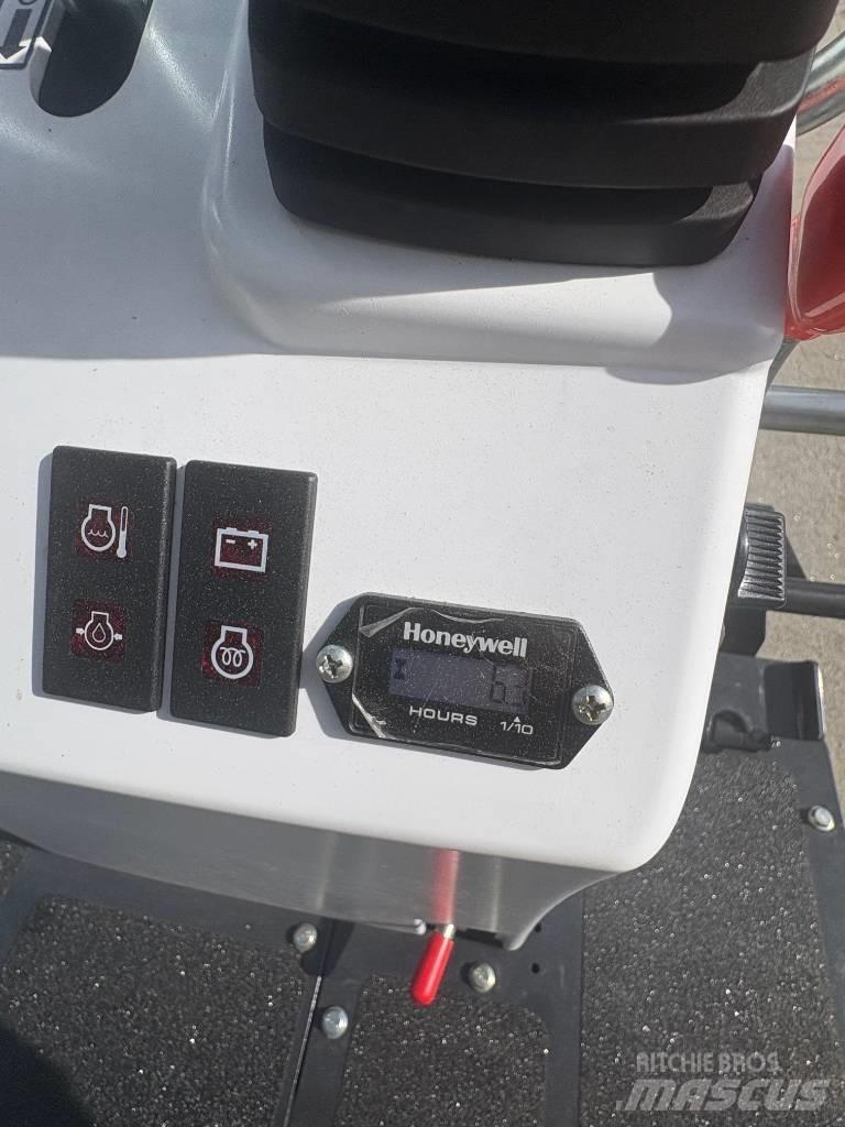 Bobcat E 08 Mini ekskavatoriai < 7 t