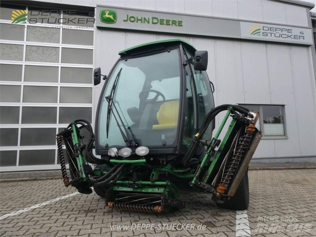 John Deere 8900A Šienapjovės