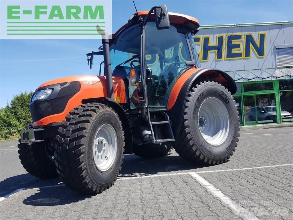 Kubota m4073 cab Traktoriai