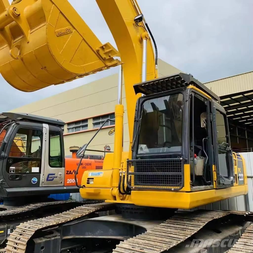 Komatsu PC 200 Vikšriniai ekskavatoriai