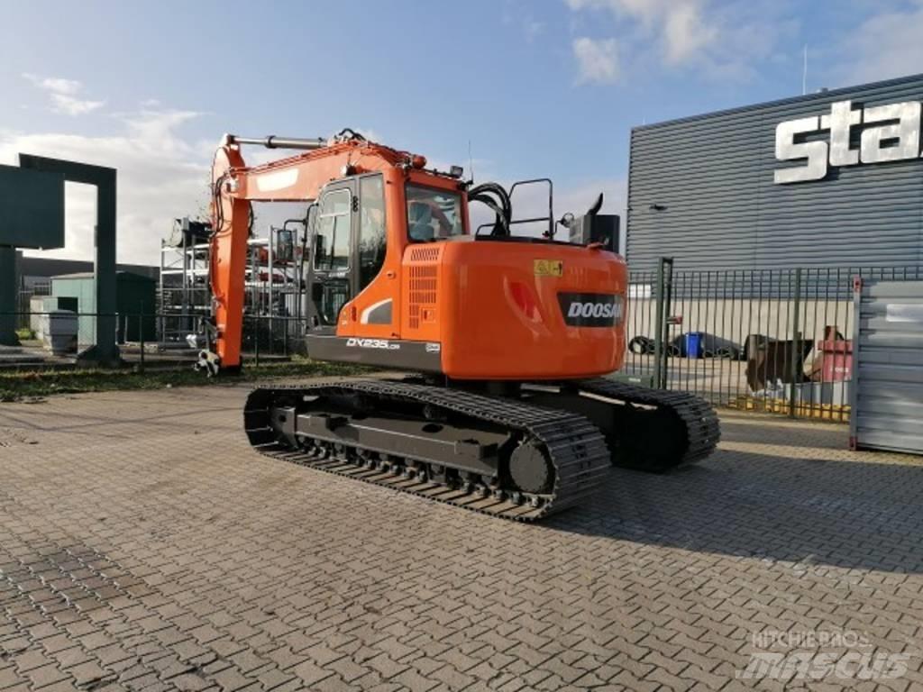 Doosan DX 235 LCR-5 Vikšriniai ekskavatoriai