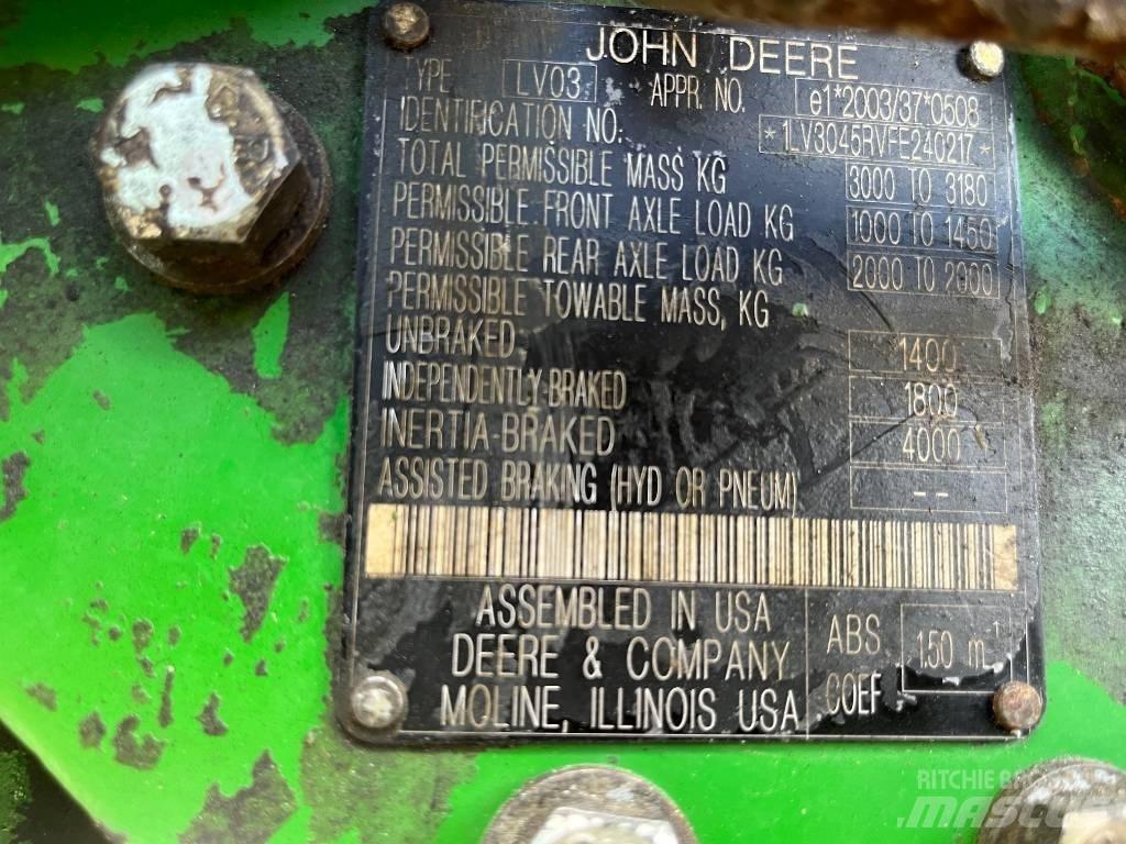 John Deere 3045 R Naudoti kompaktiški traktoriai
