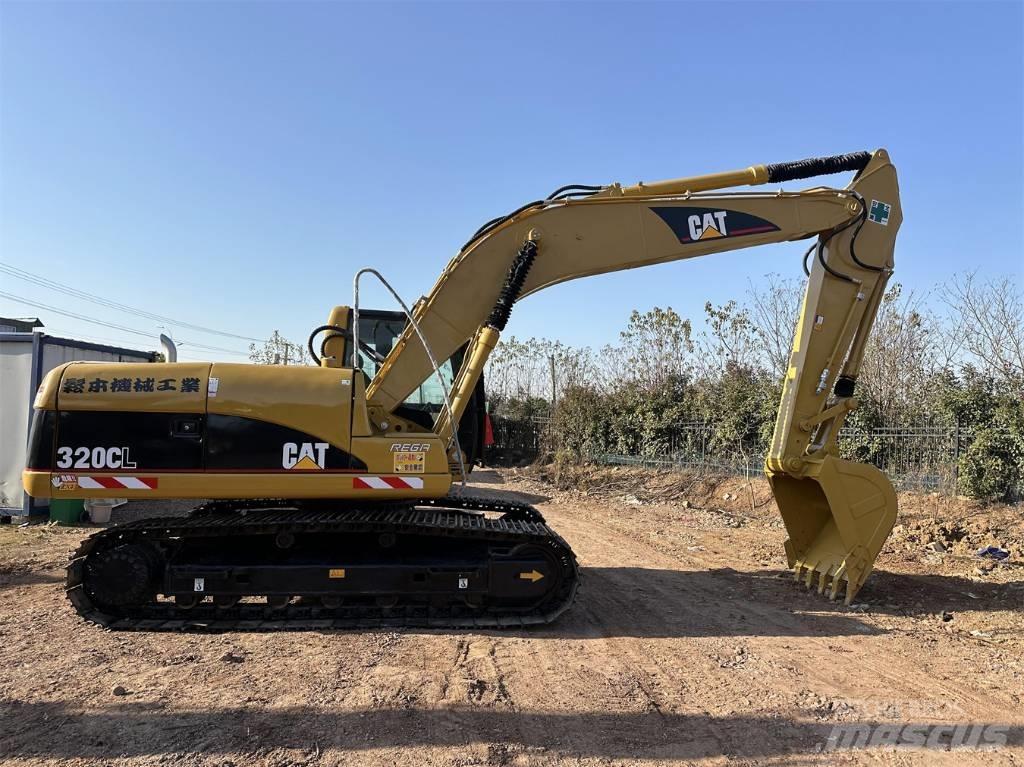 CAT 320 C L Vikšriniai ekskavatoriai