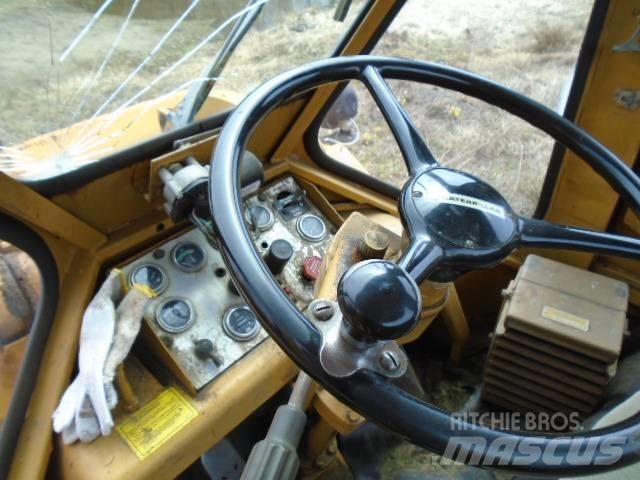 CAT 950 A Naudoti ratiniai krautuvai