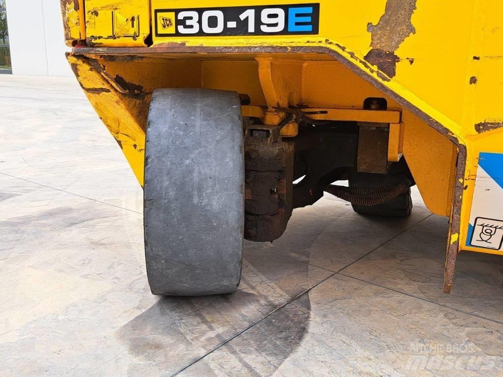 JCB TLT 30-19E Šakiniai krautuvai su prailgintu keltuvu