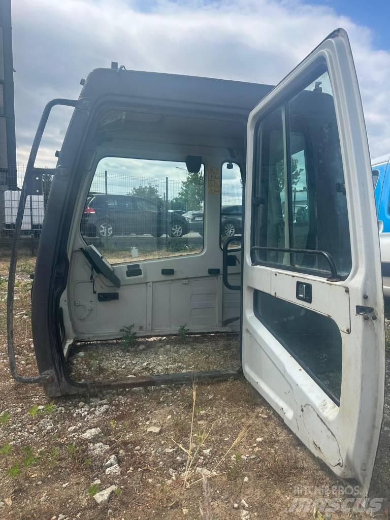 Hyundai 320 LC7A Vikšriniai ekskavatoriai