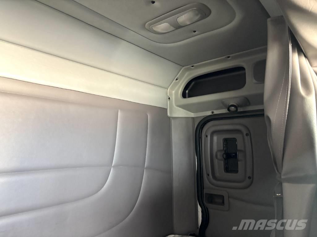 Peterbilt 389 Naudoti vilkikai