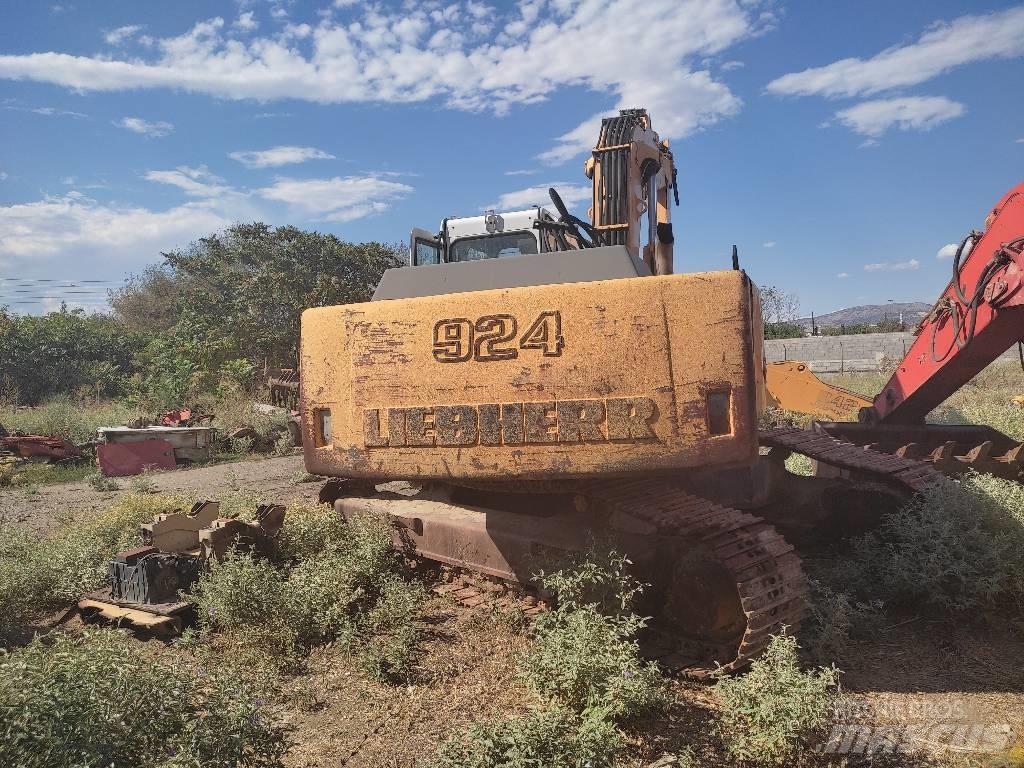Liebherr R 924 Transmisijos