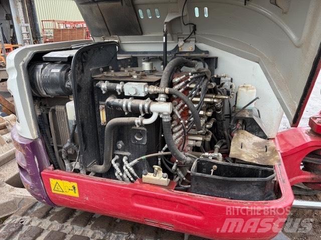 Takeuchi TB 260 Mini ekskavatoriai < 7 t