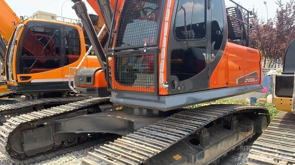 Doosan DX 300 LC Vikšriniai ekskavatoriai