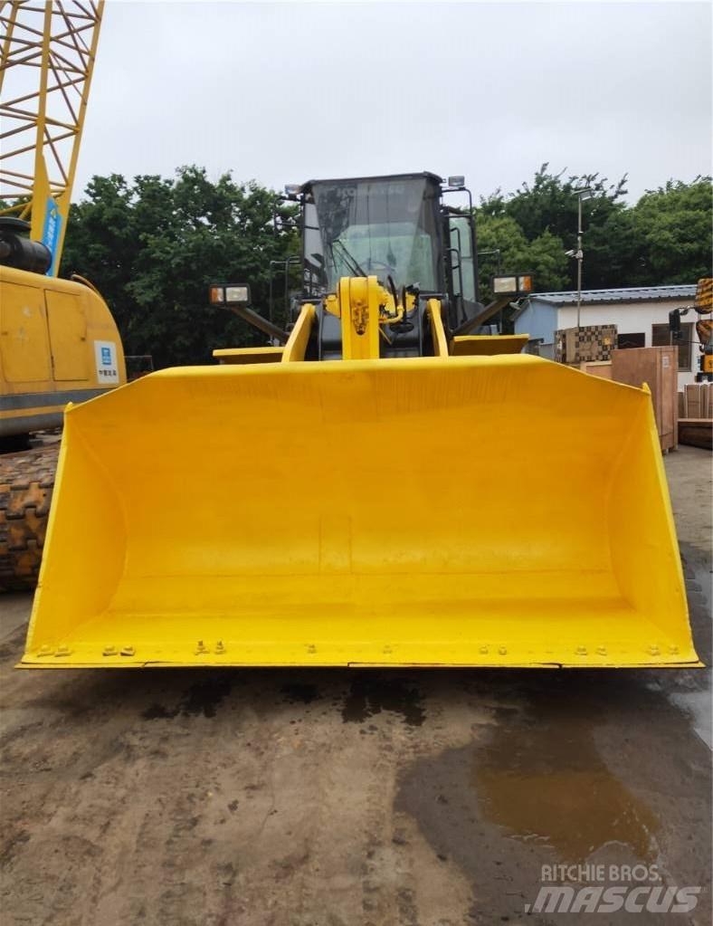Komatsu WA 380 Naudoti ratiniai krautuvai