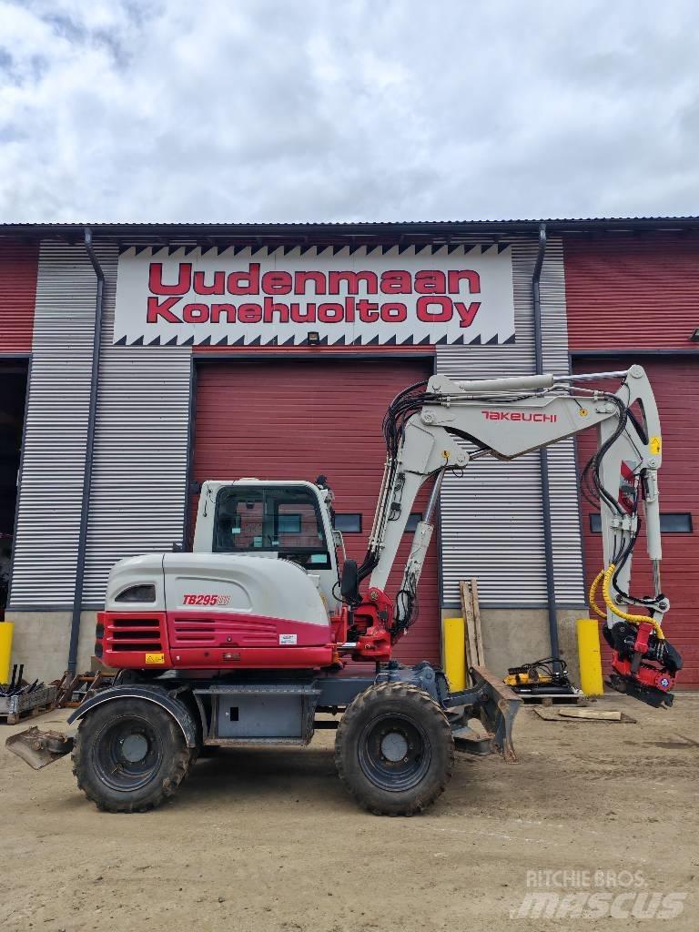Takeuchi TB295W Ratiniai ekskavatoriai