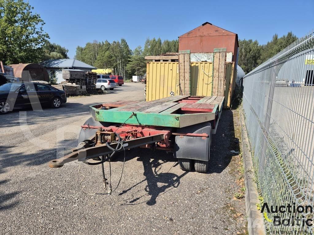 Kögel SCT 24 Tentinės puspriekabės