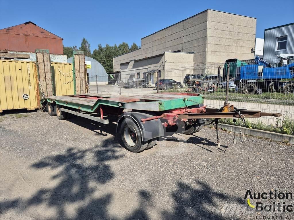 Kögel SCT 24 Tentinės puspriekabės