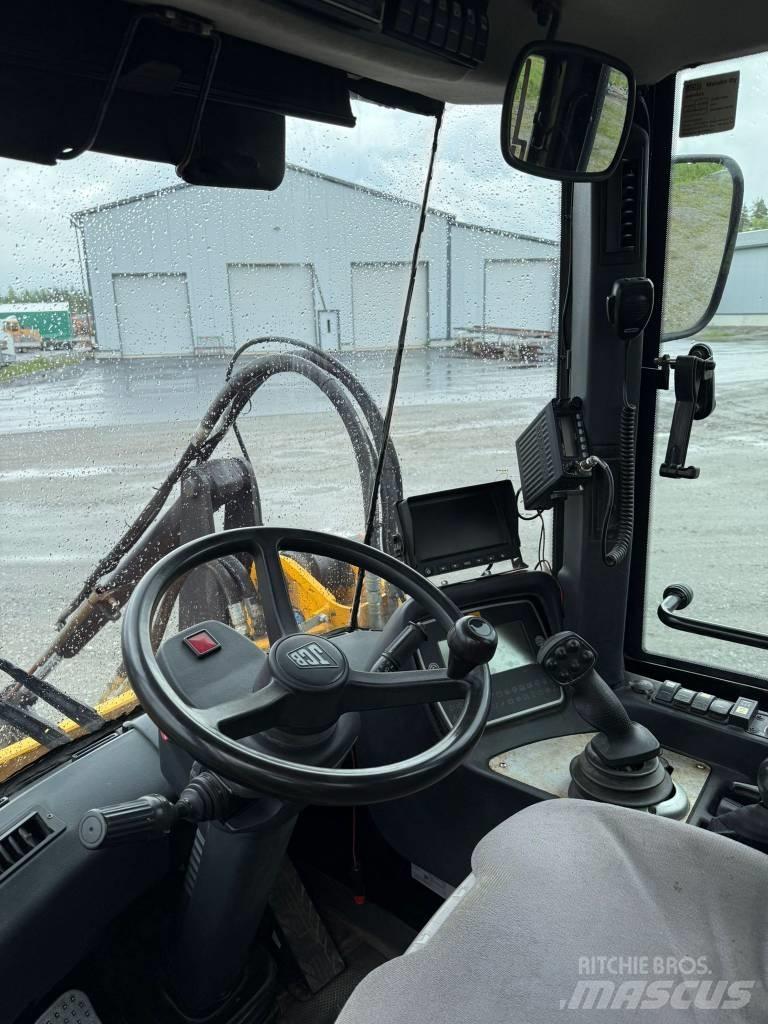 JCB 412 S Naudoti ratiniai krautuvai