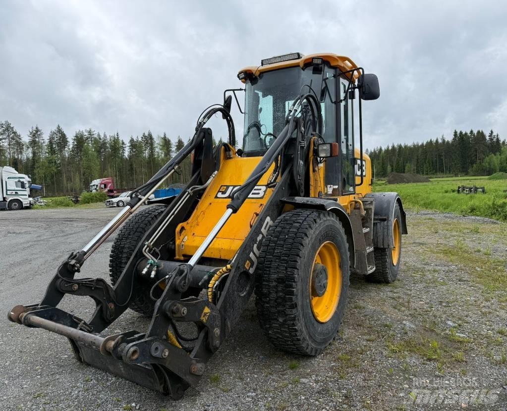 JCB 412 S Naudoti ratiniai krautuvai
