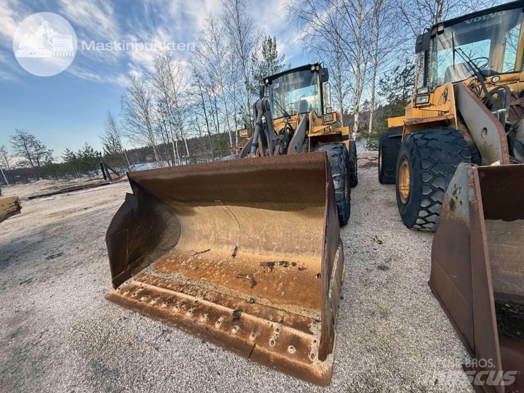 Volvo L 120 C Naudoti ratiniai krautuvai