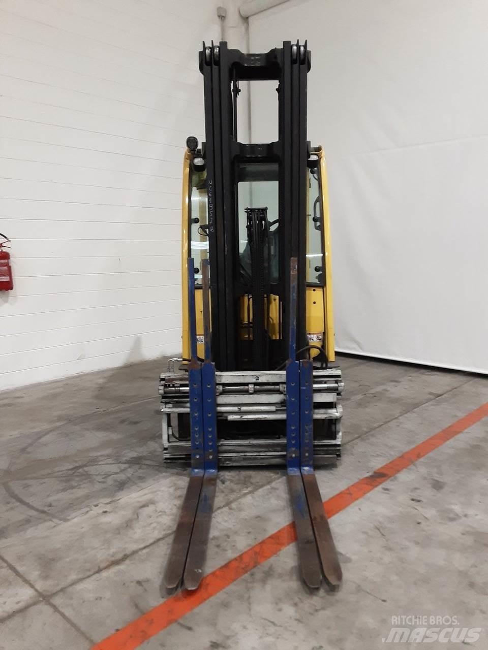 Hyster J2.5XN Elektriniai šakiniai krautuvai