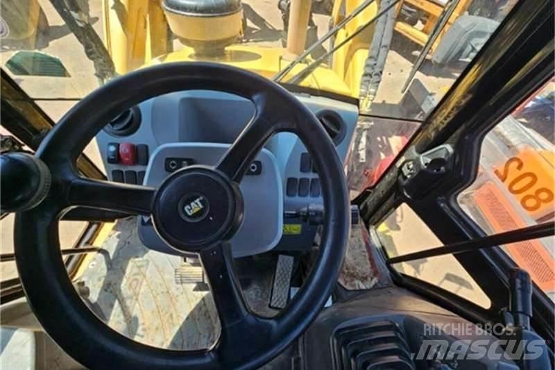CAT 426F2 TLB Ekskavatoriniai krautuvai