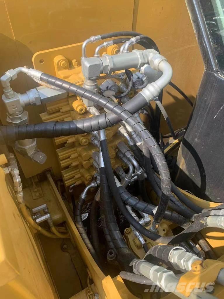 CAT 307E Vikšriniai ekskavatoriai