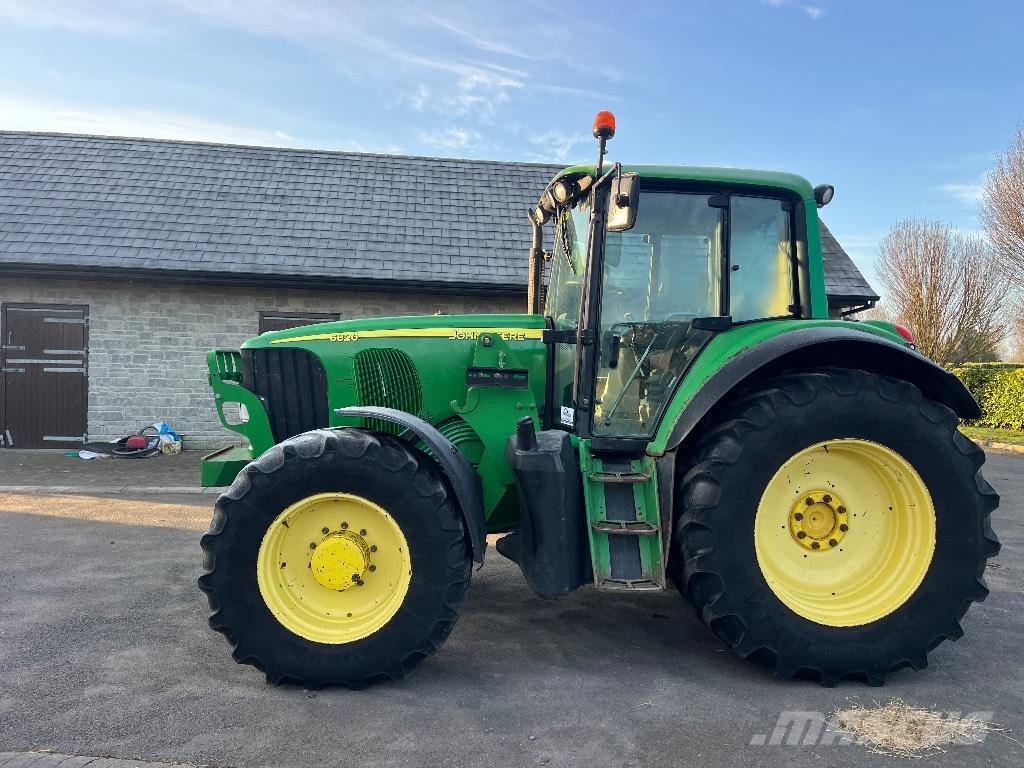 John Deere 6820 Traktoriai