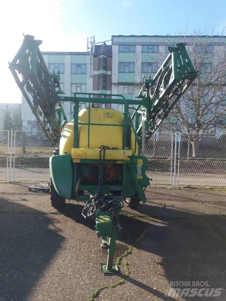 John Deere 732 Prikabinami purkštuvai