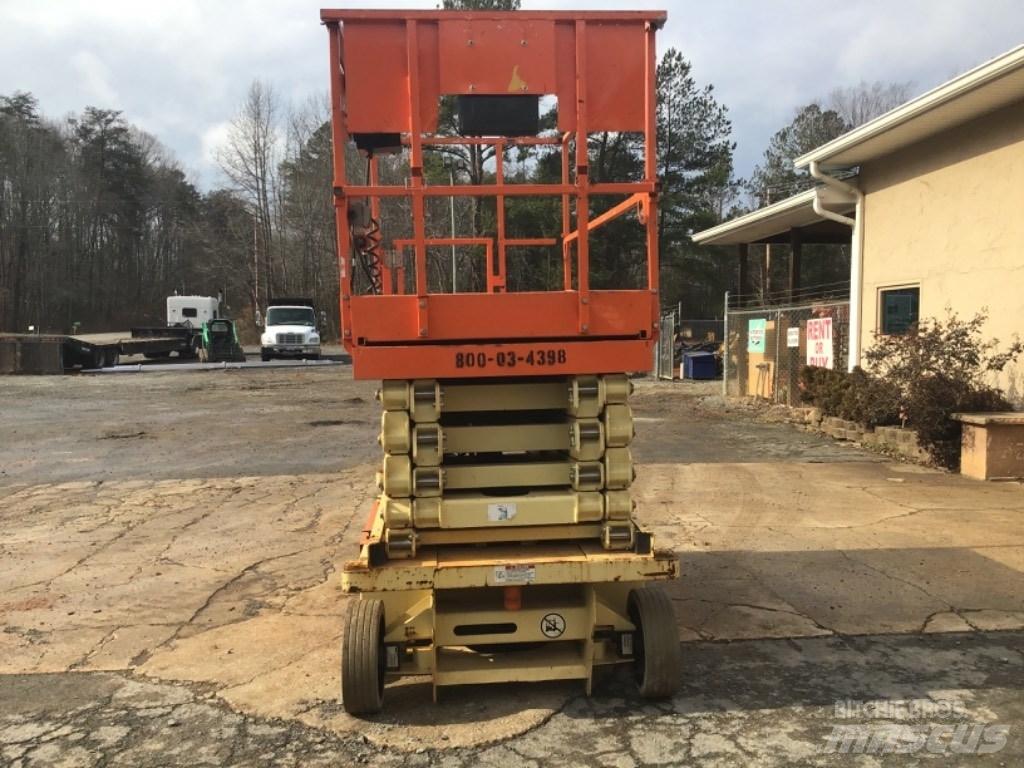 JLG 3248RS Žirkliniai keltuvai