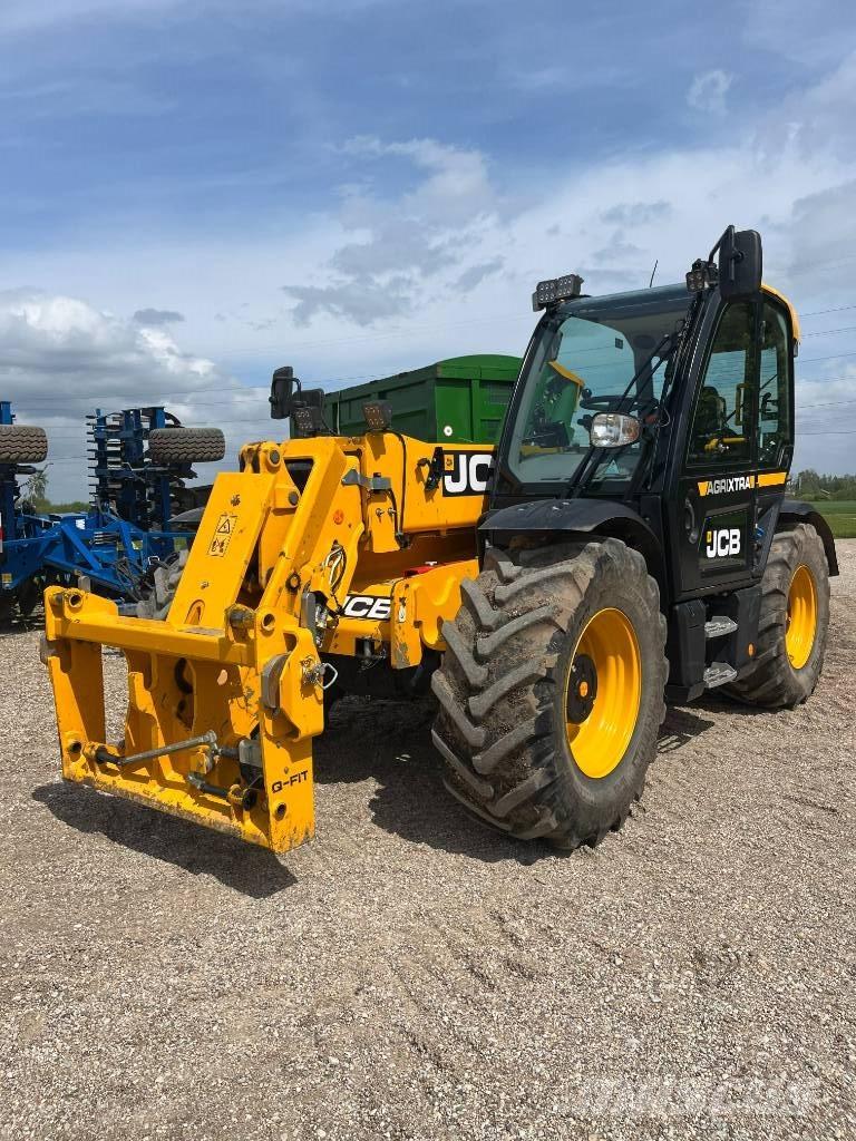 JCB Agri Xtra 542-70 Frontaliniai krautuvai ir ekskavatoriai