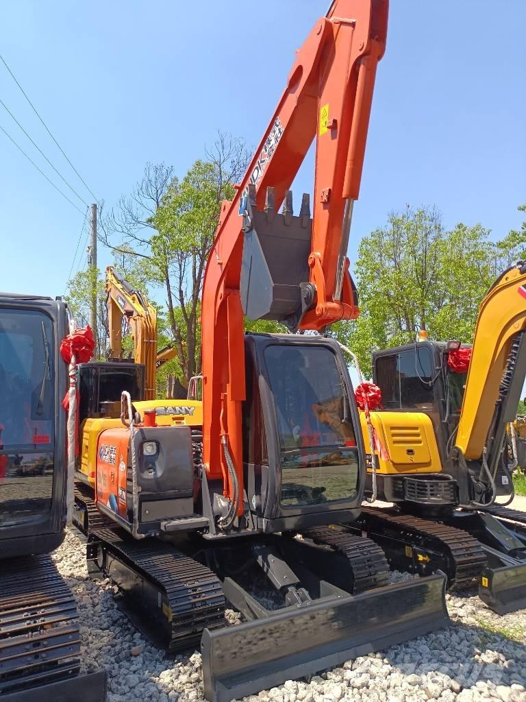 Hitachi 60 Vikšriniai ekskavatoriai