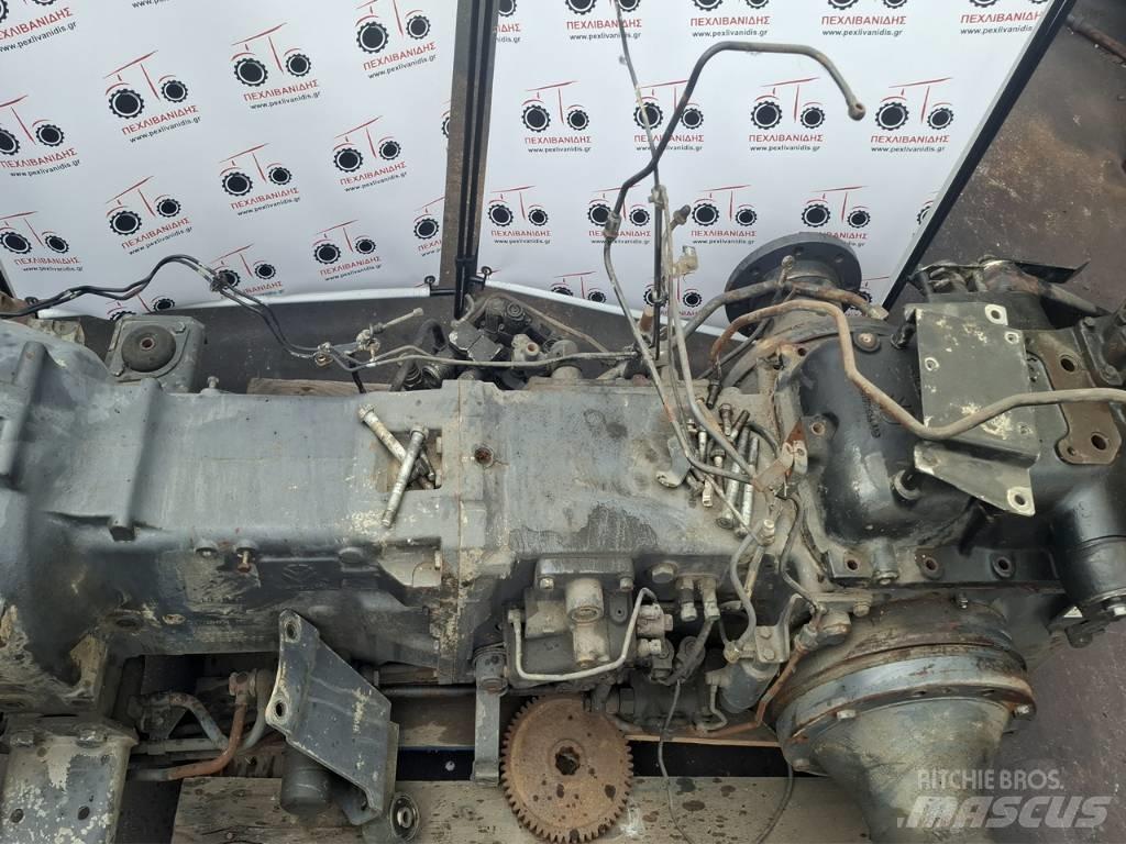 New Holland CNH Transmisijos