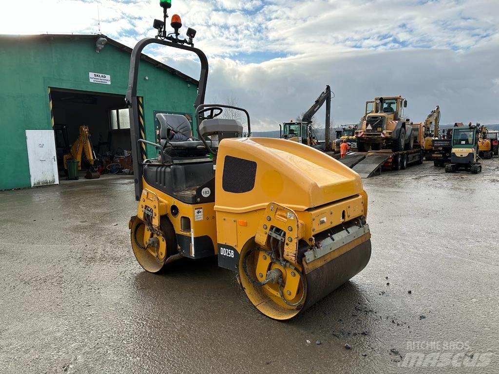 Volvo DD 25 B Porinių būgnų volai