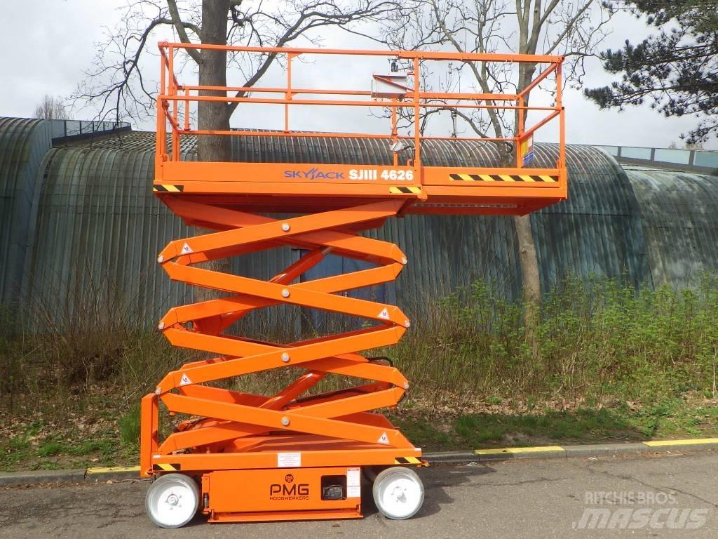SkyJack SJ4626 Žirkliniai keltuvai
