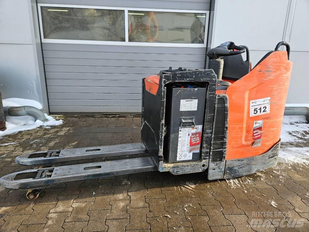 BT LPE 250 Elektriniai šakiniai krautuvai
