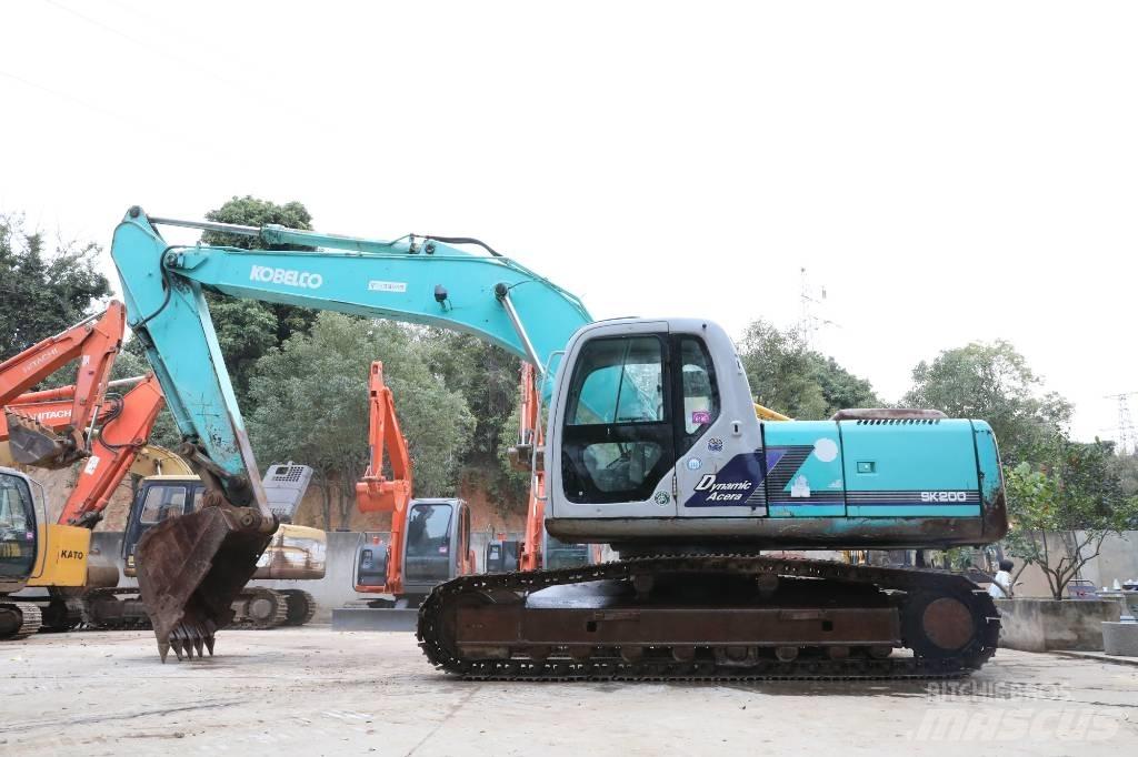 Kobelco SK 200-5 Vikšriniai ekskavatoriai