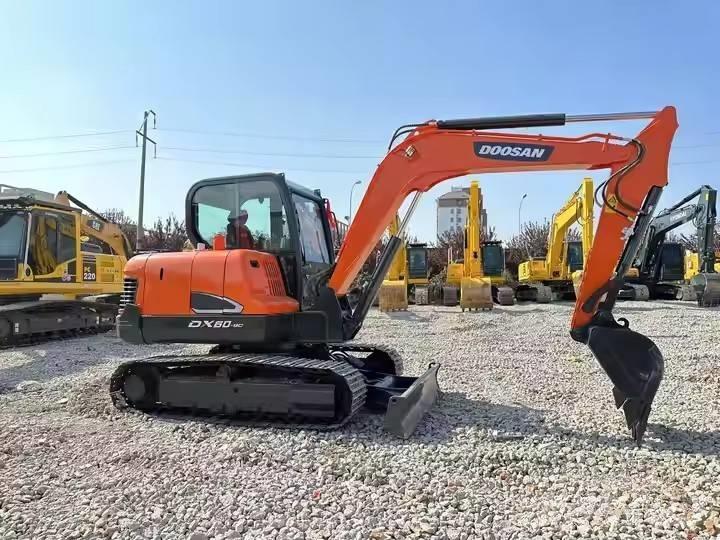 Doosan DX60-9C Vikšriniai ekskavatoriai
