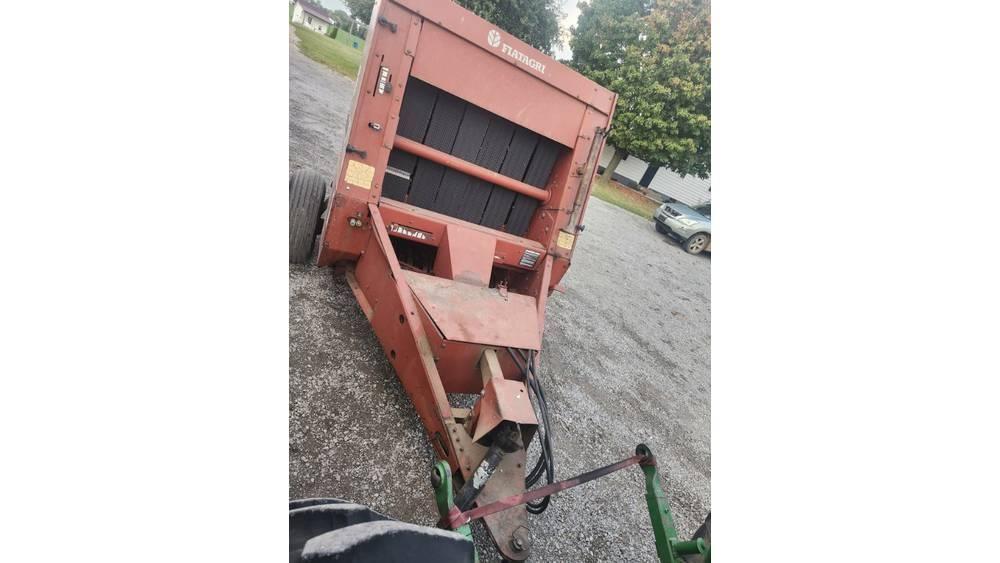 Hesston 540 Ritinių presai