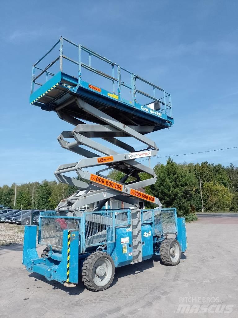 Genie GS 4390 Žirkliniai keltuvai