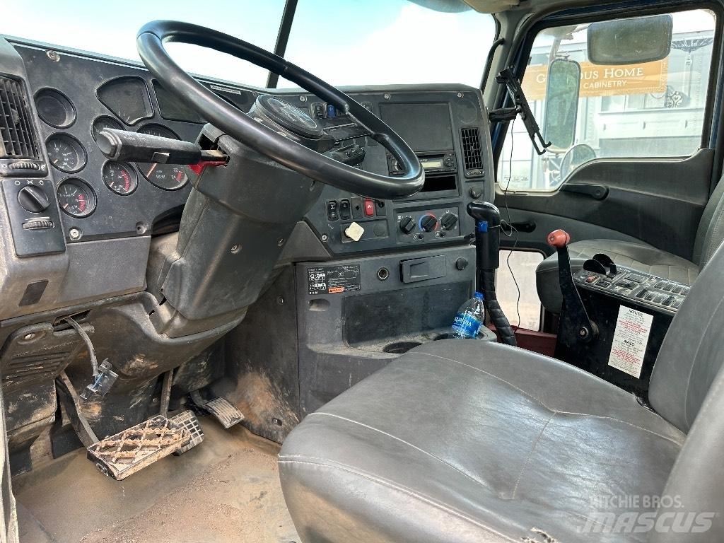 Mack GU 800 Kita
