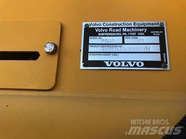 Volvo P7110 Kiti kelių tiesimo įrengimai