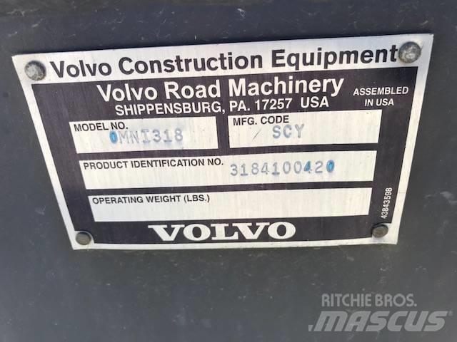 Volvo P7110 Kiti kelių tiesimo įrengimai