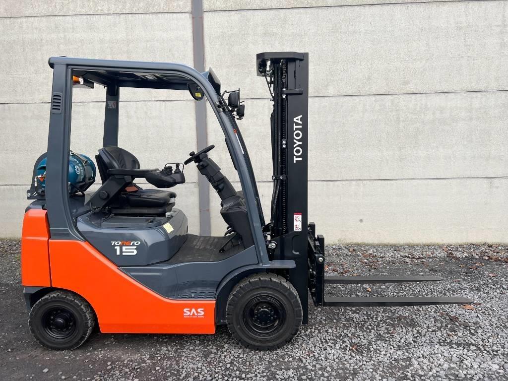 Toyota 02-8 FGF 15 LPG (dujiniai) krautuvai