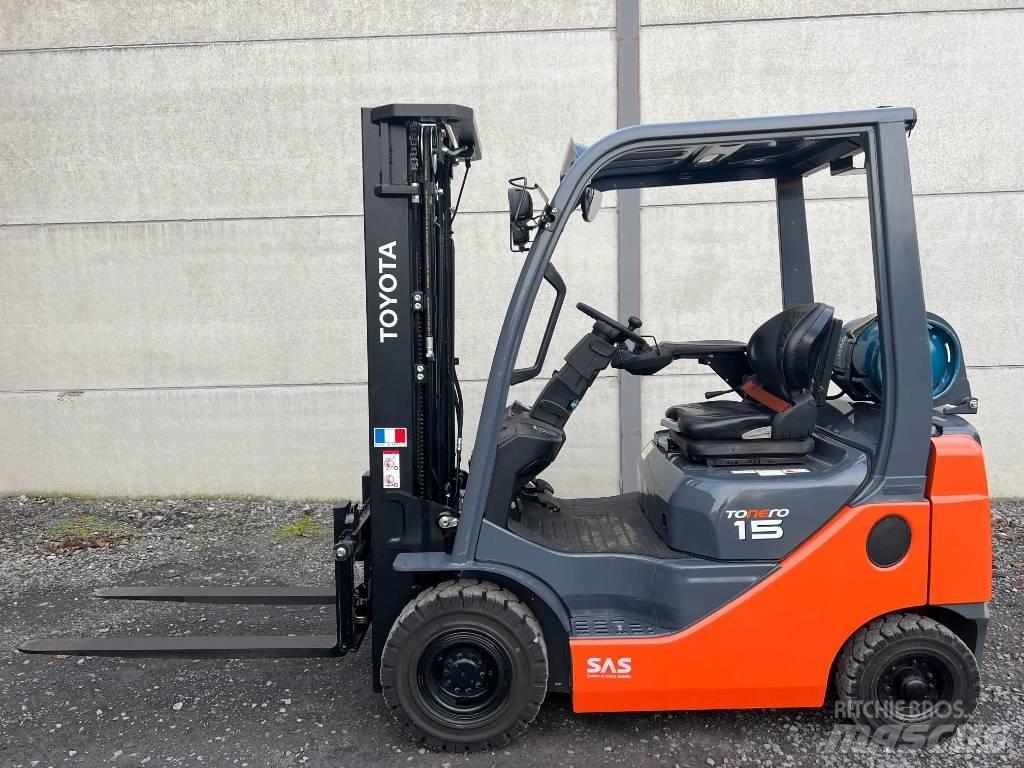 Toyota 02-8 FGF 15 LPG (dujiniai) krautuvai
