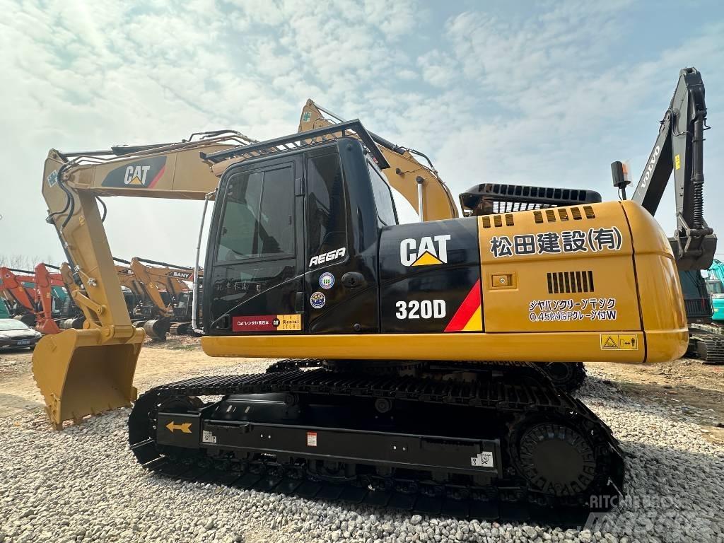 CAT 320 D Vidutinės galios ekskavatoriai 7-12 t