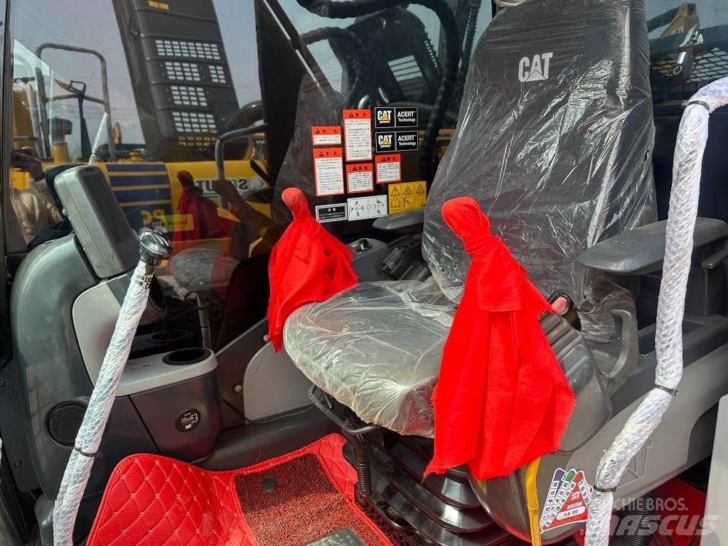 CAT 320 D Vidutinės galios ekskavatoriai 7-12 t