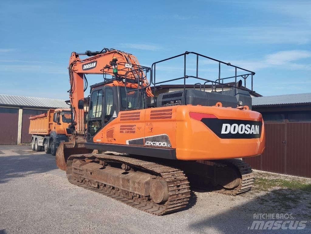 Doosan DX 300 LC Vikšriniai ekskavatoriai
